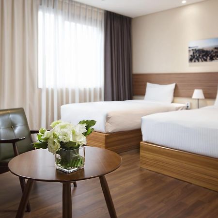 Cinema House Hotel In Пусан Экстерьер фото