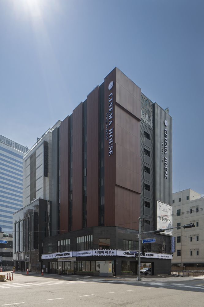 Cinema House Hotel In Пусан Экстерьер фото