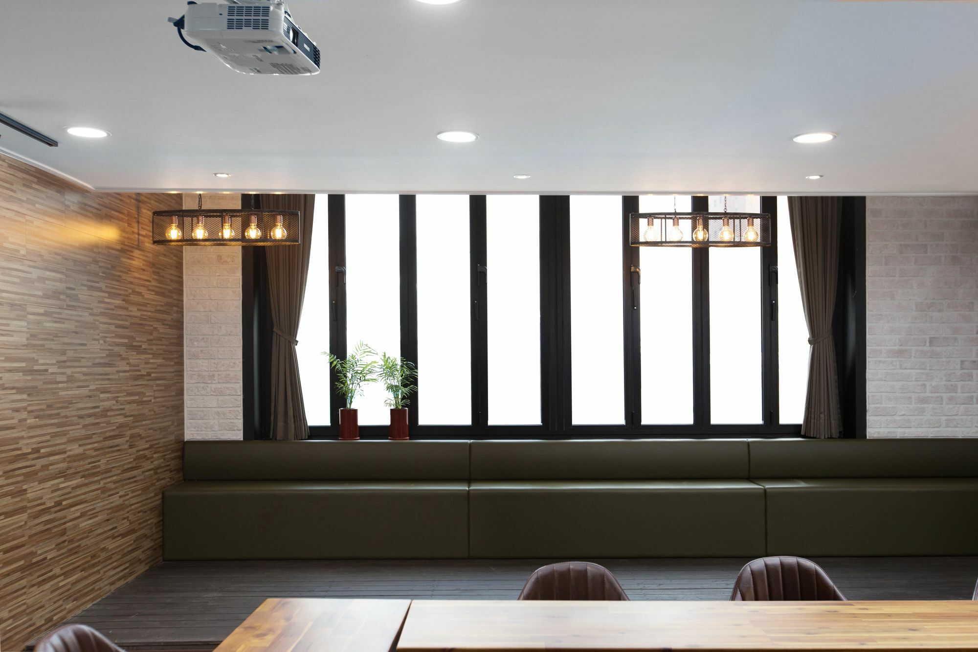 Cinema House Hotel In Пусан Экстерьер фото