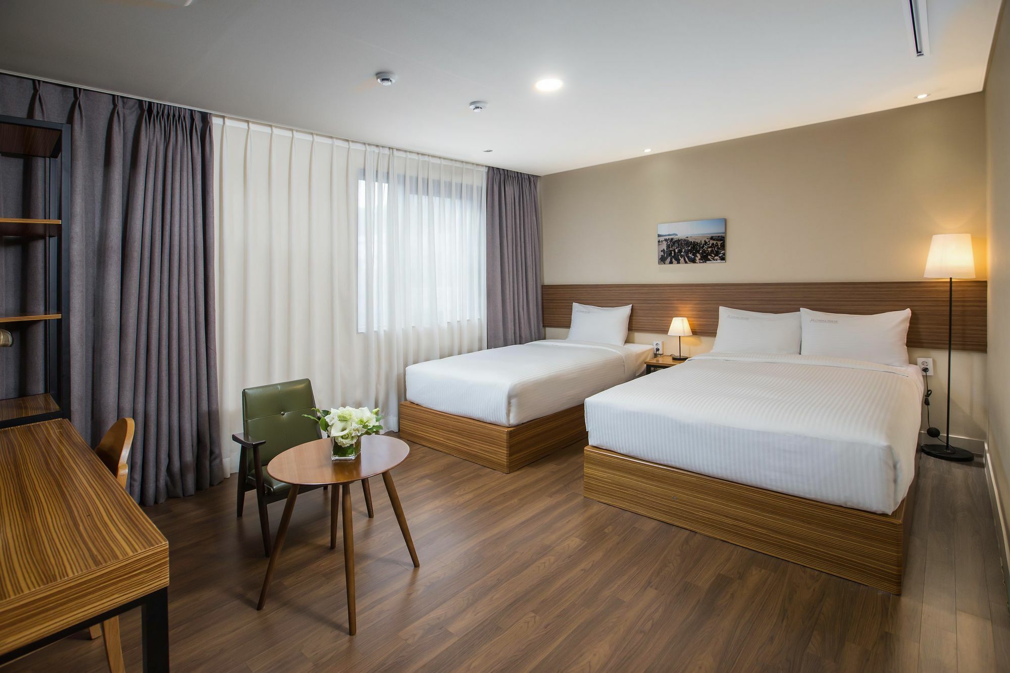 Cinema House Hotel In Пусан Экстерьер фото